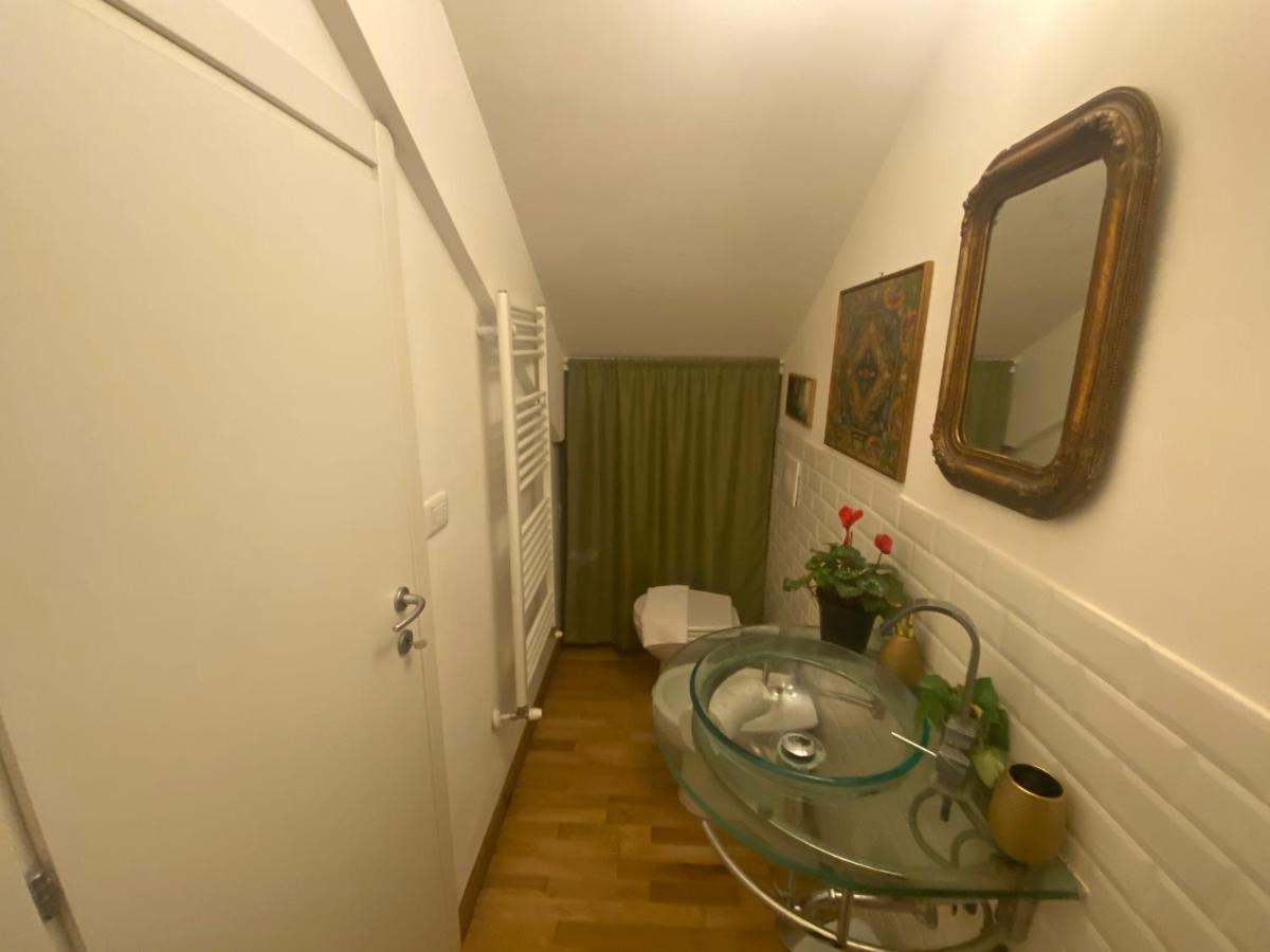 Piccolo E Indipendente A Garbatella Roma