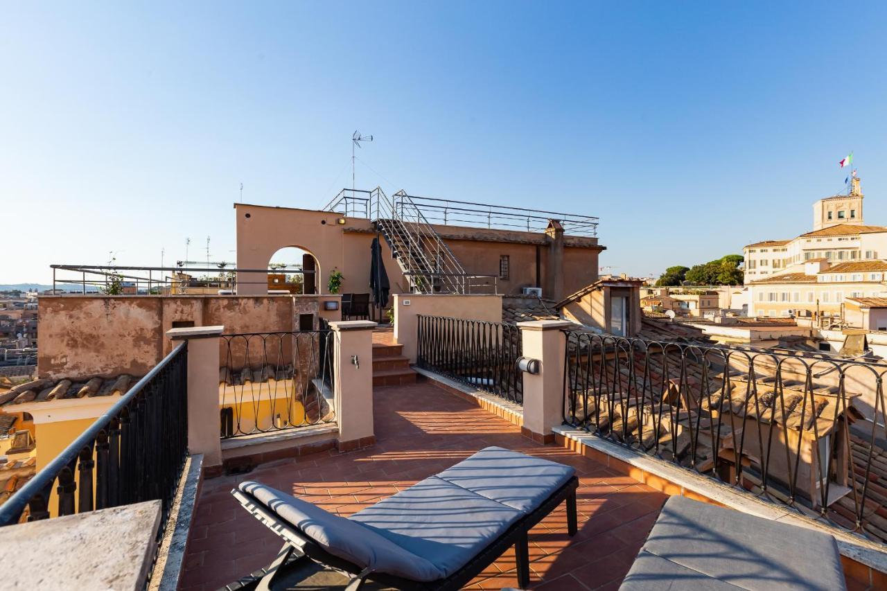 Casa de hóspedes Vivilo Trevi - Luxury Experience - Private Jacuzzi On Terrace - Insane View