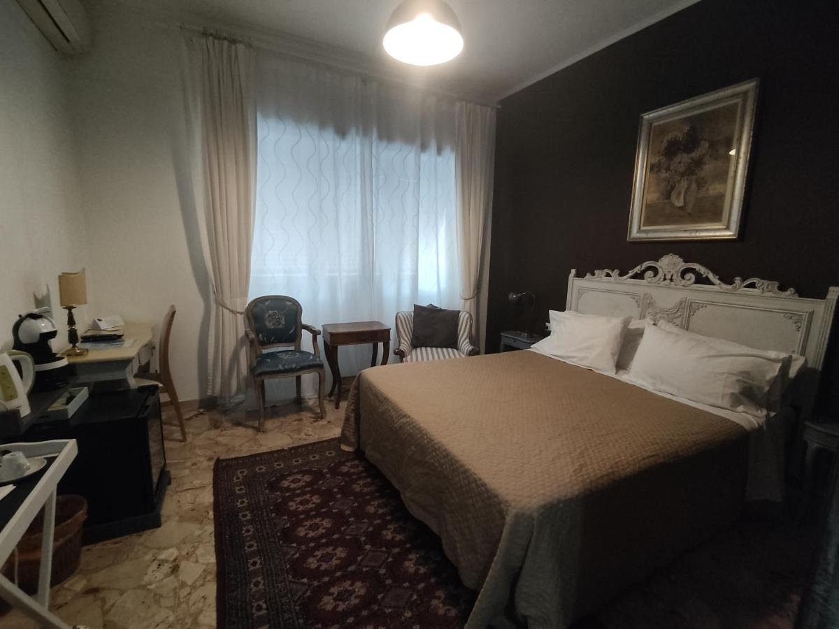 Gregory Place Bed & Breakfast *