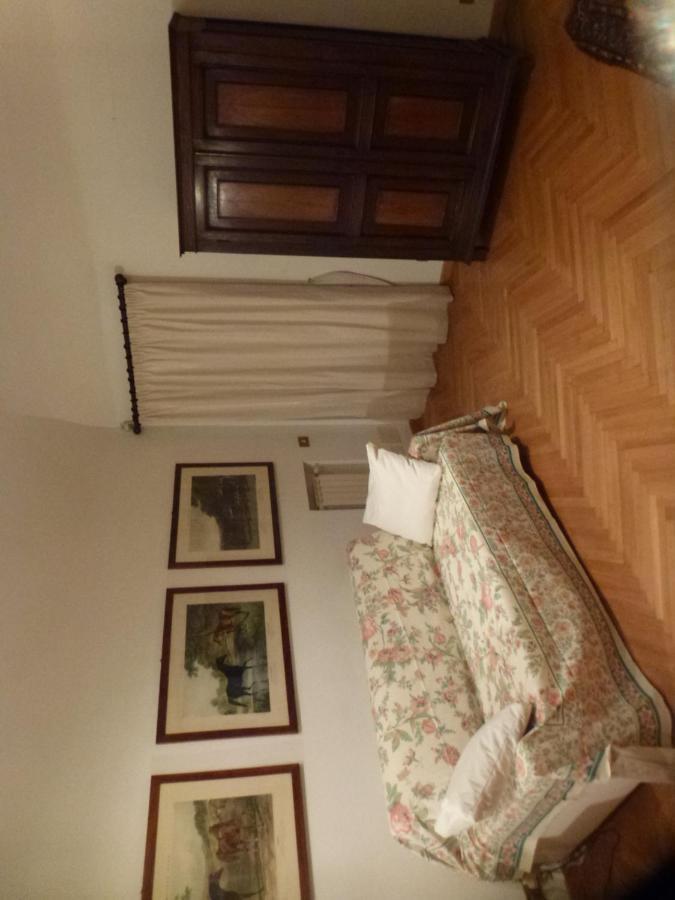 Cosy In Via Del Corso Apartment *