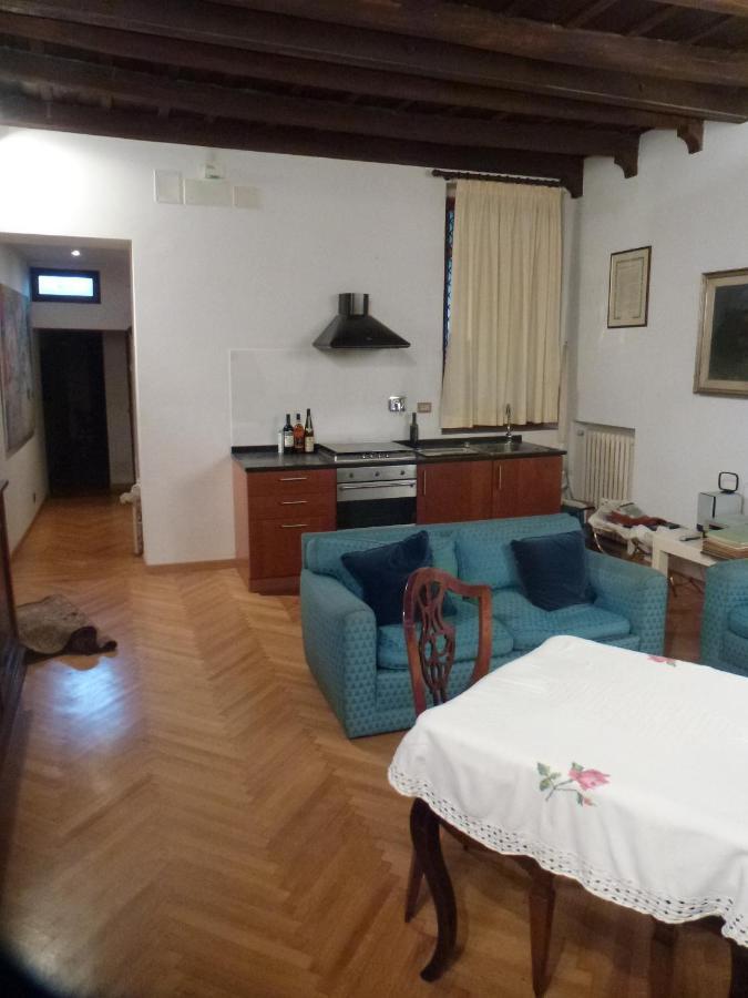 Cosy In Via Del Corso Apartment Rome