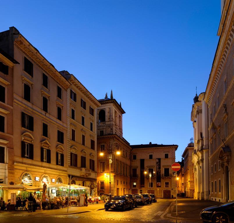 Art Navona Affittacamere 2*