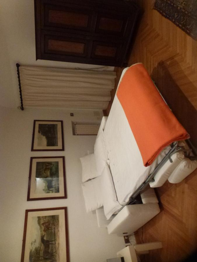 Cosy In Via Del Corso Apartment Rome