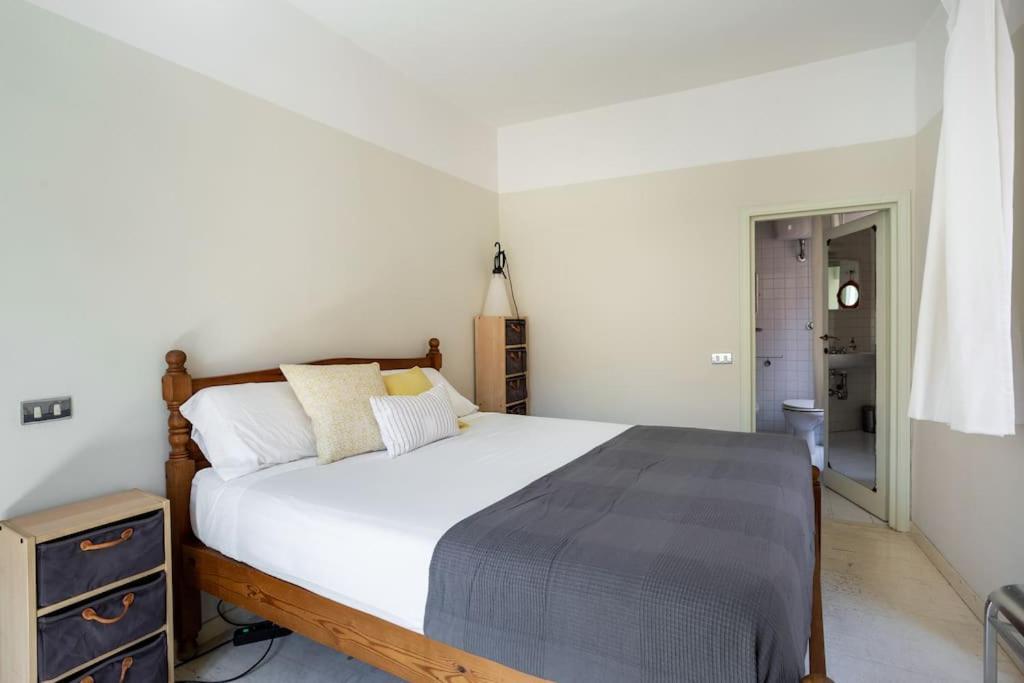 Authentic Monti 5 Mins From Colosseum Apartamento Roma