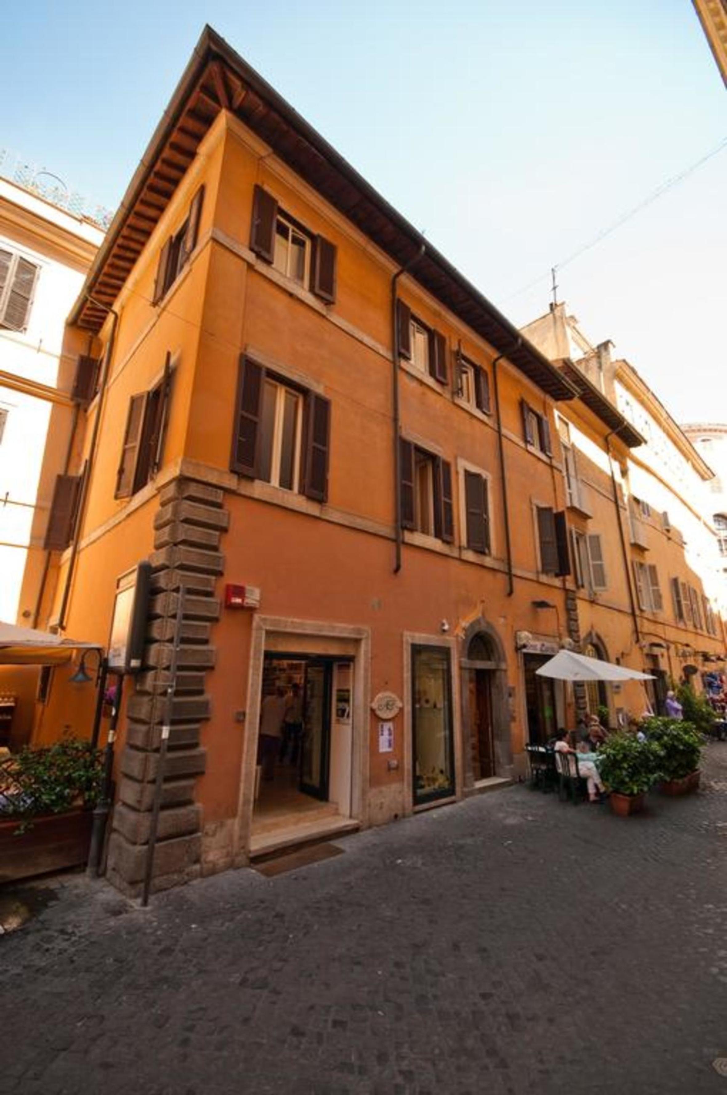 Hotell Trevi 41