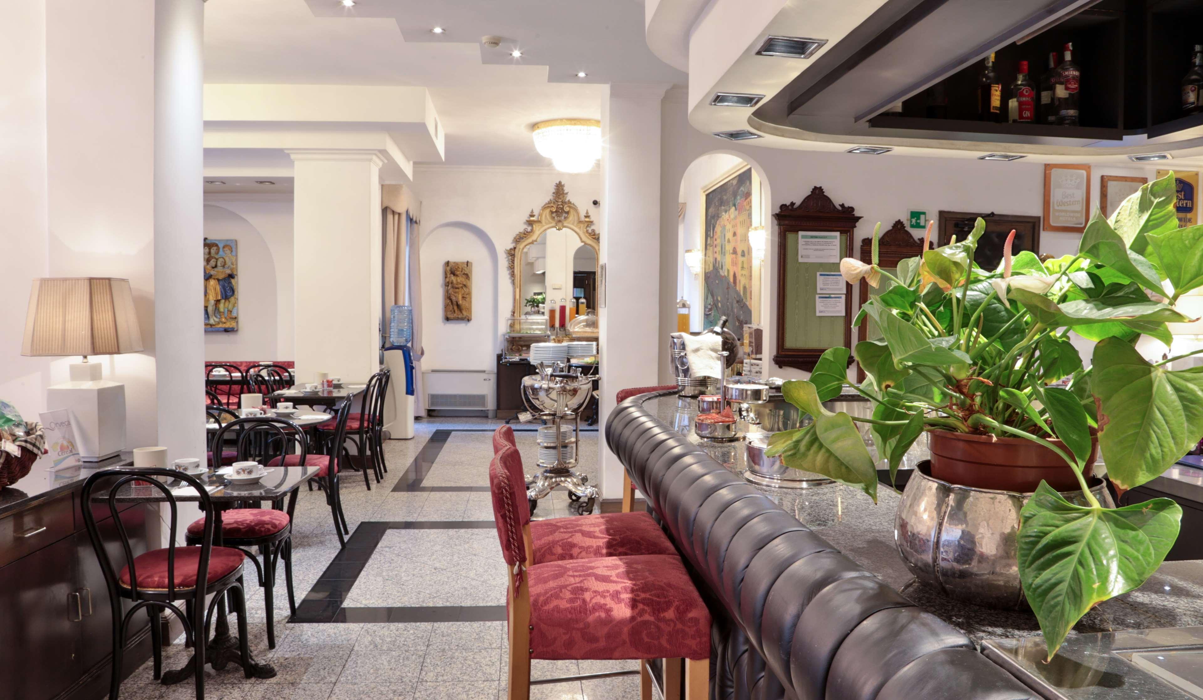 Western Rivoli Hotell 4*