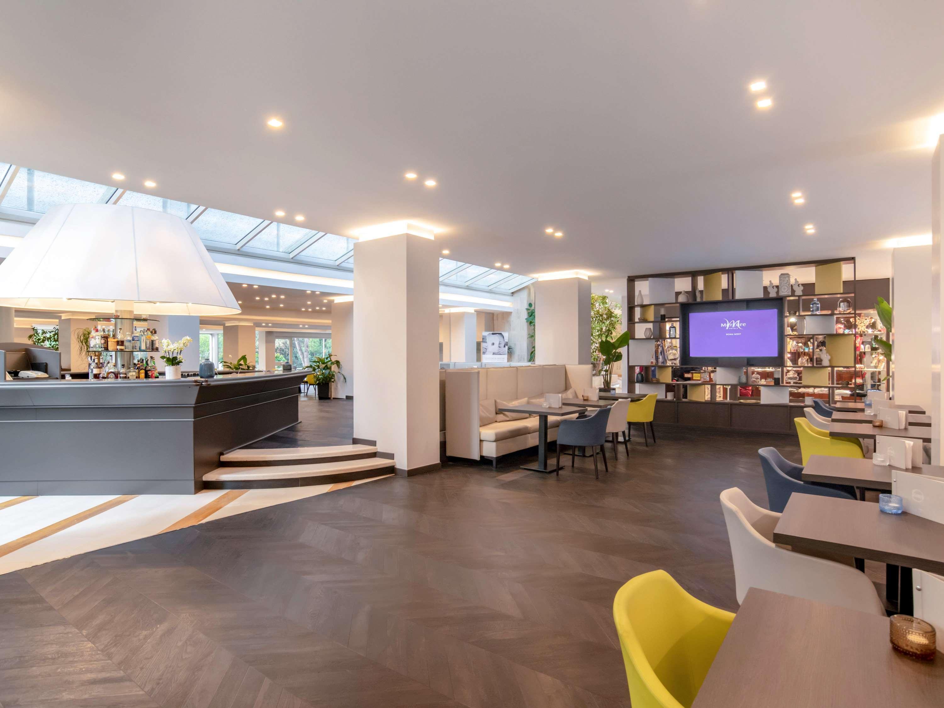 Hotel Mercure West