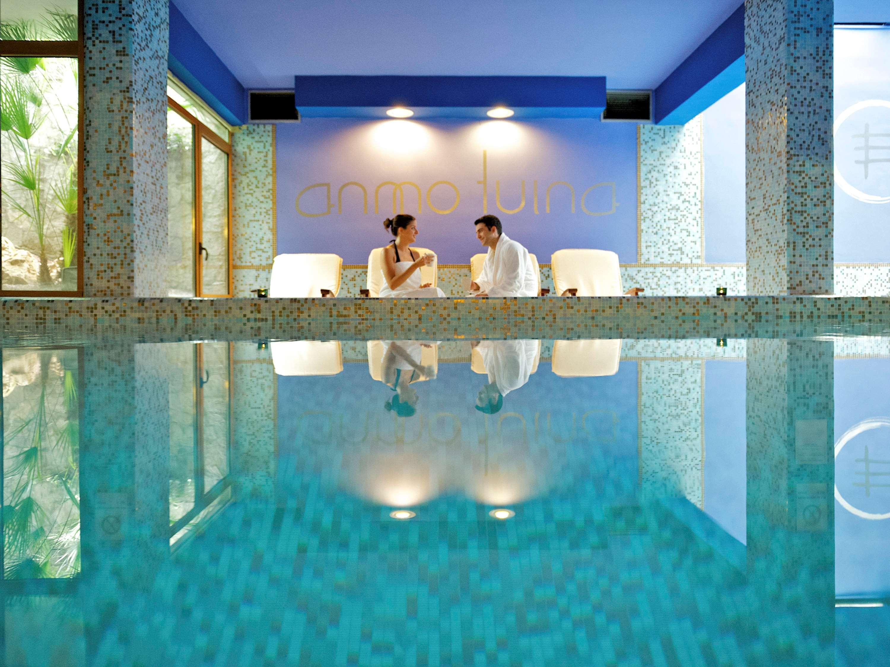 Mercure West Hotel 4*