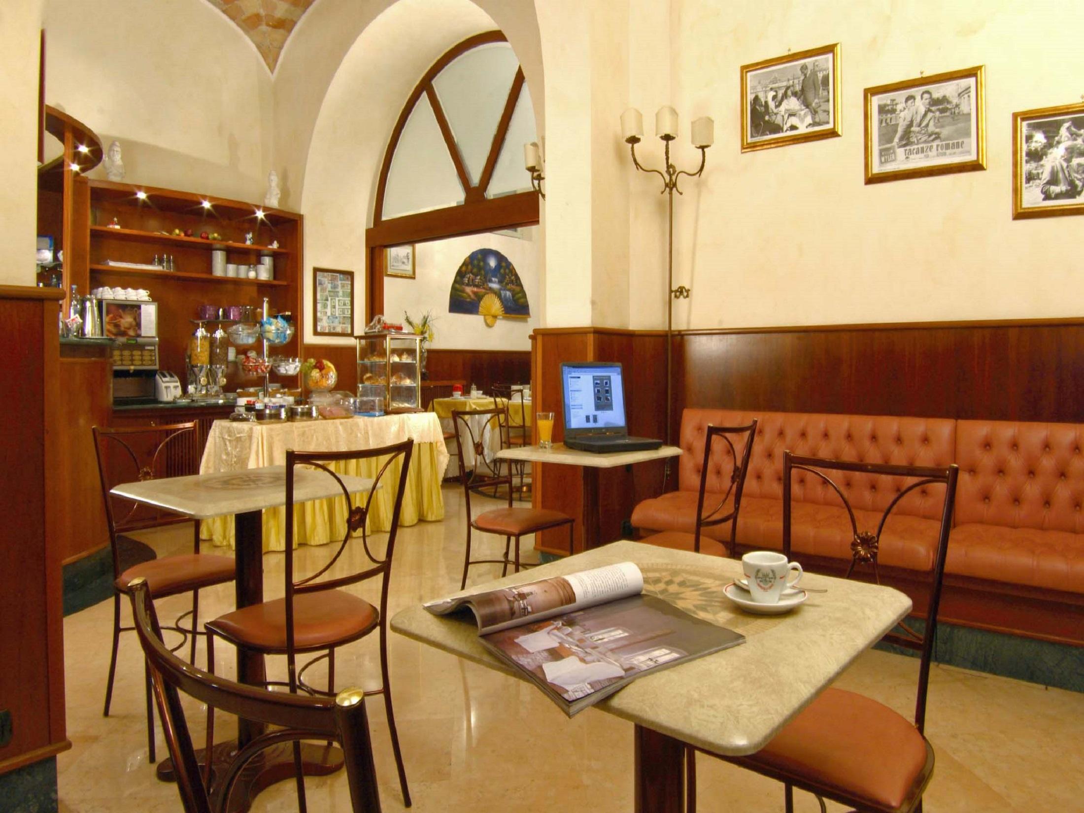 Assisi Hotell 3*