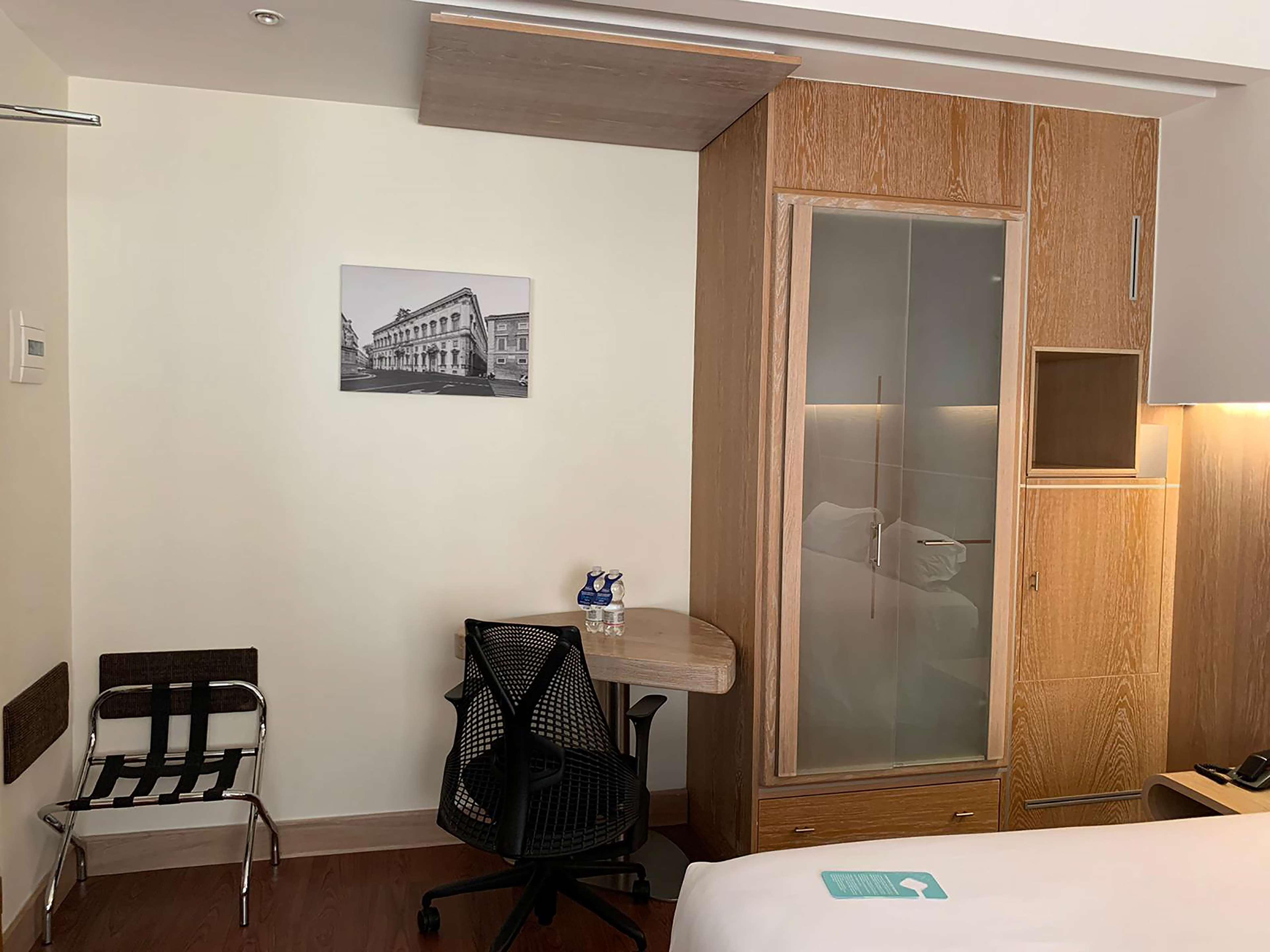 Hilton Garden Claridge