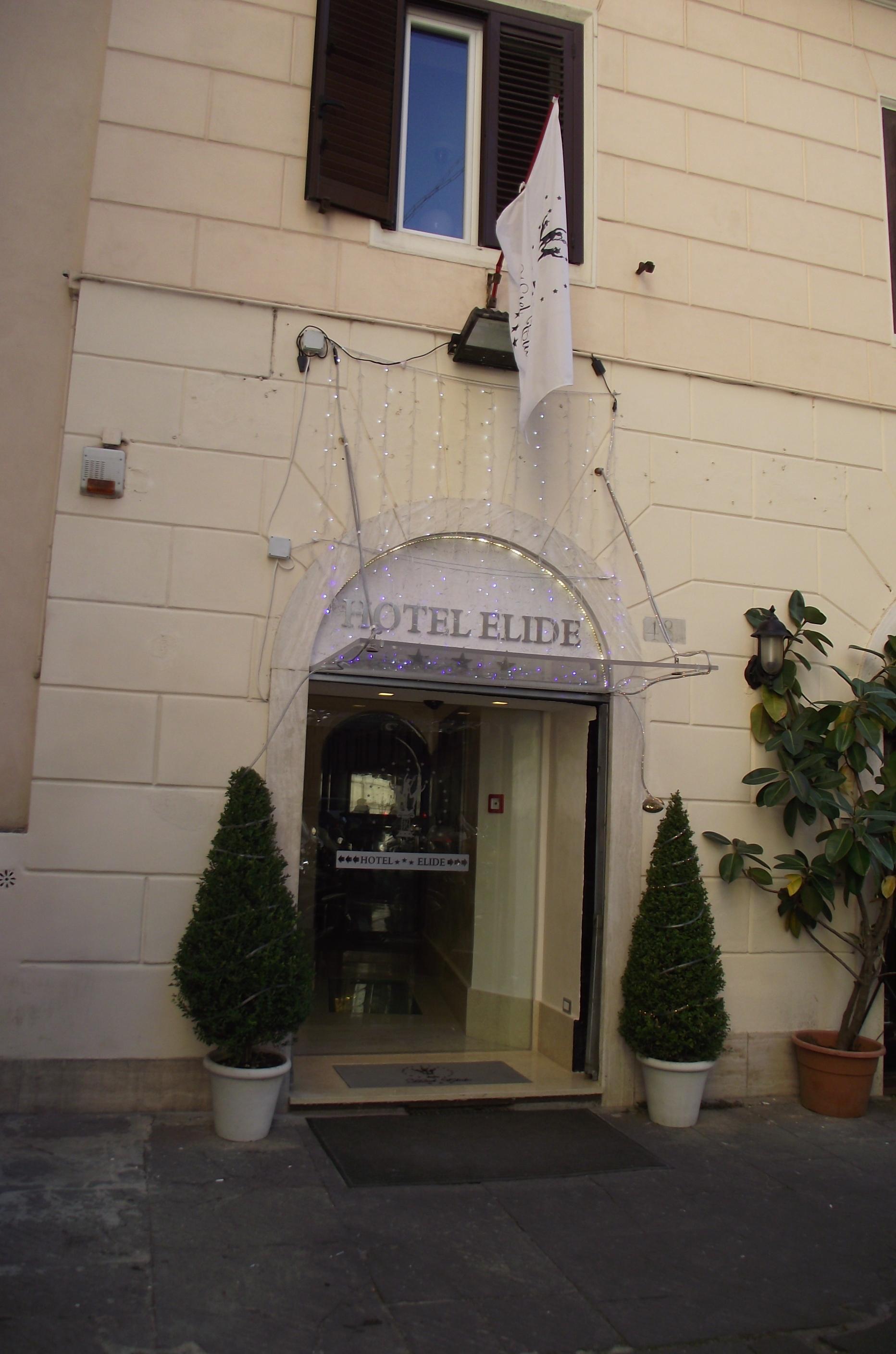 Hotell Elide 3*