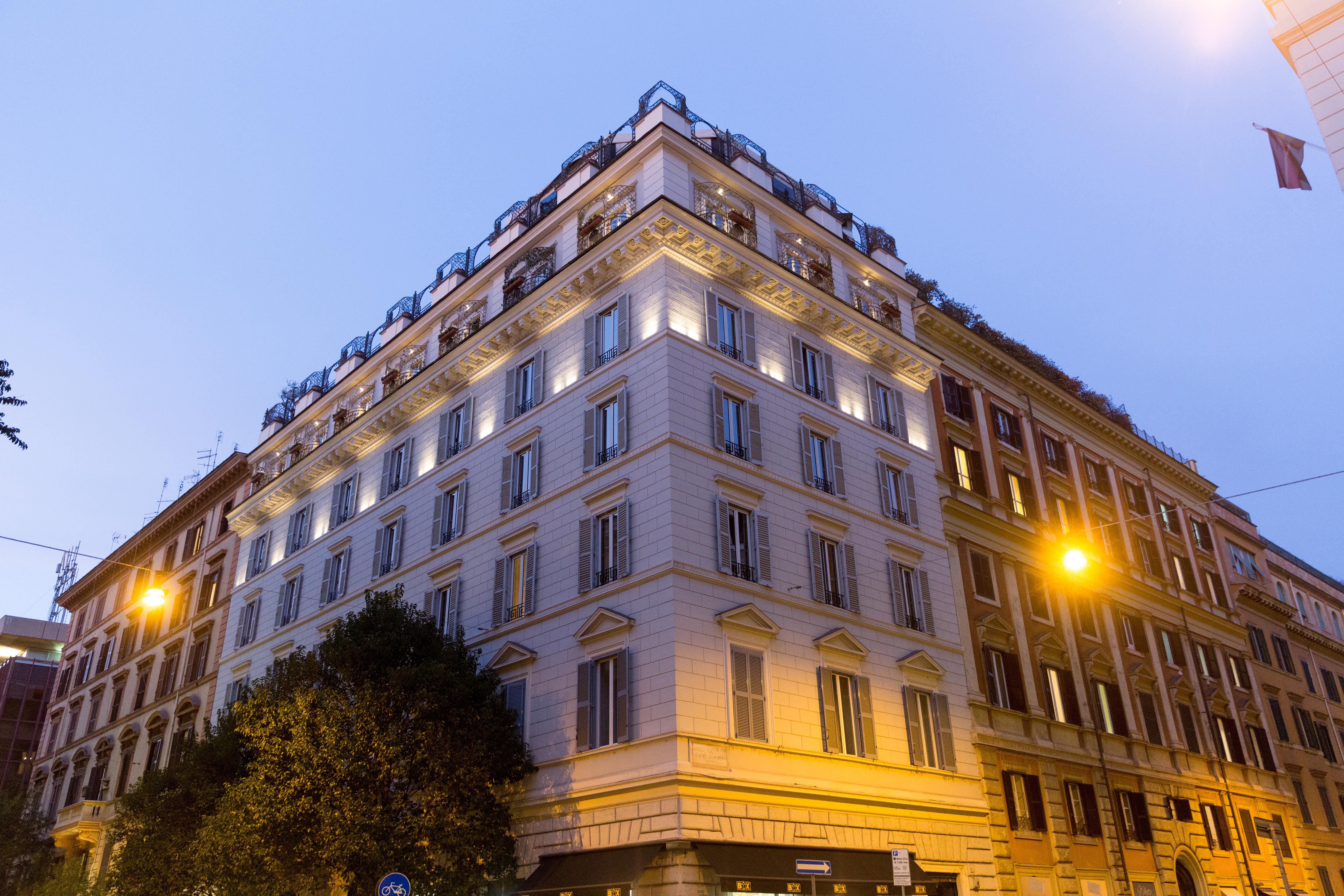 Isa Hotel 4*