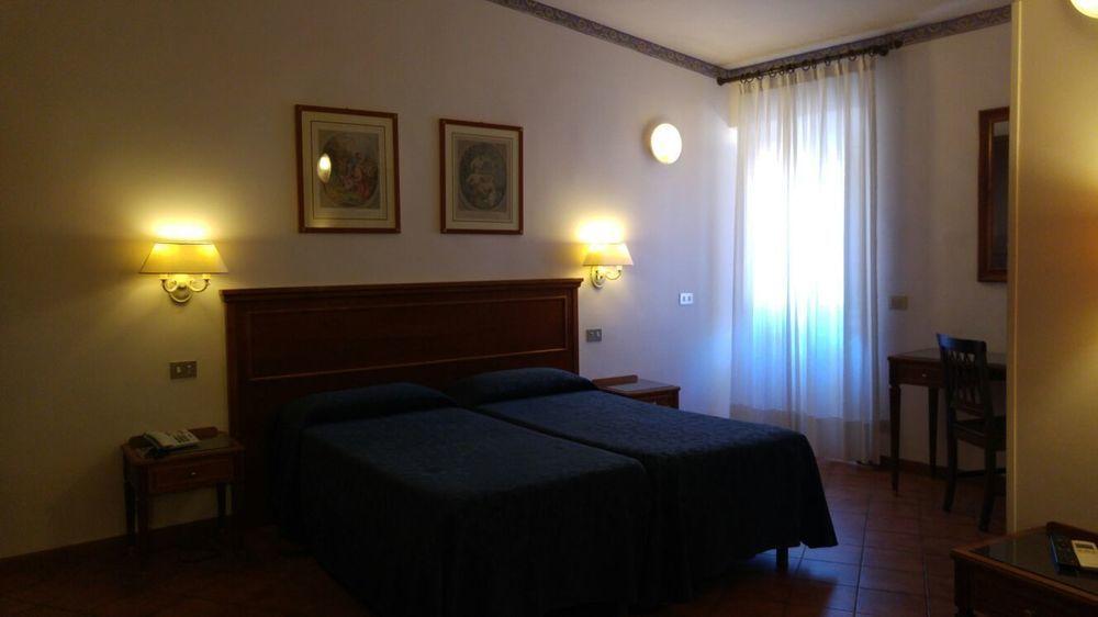 Hotel Sole Rom