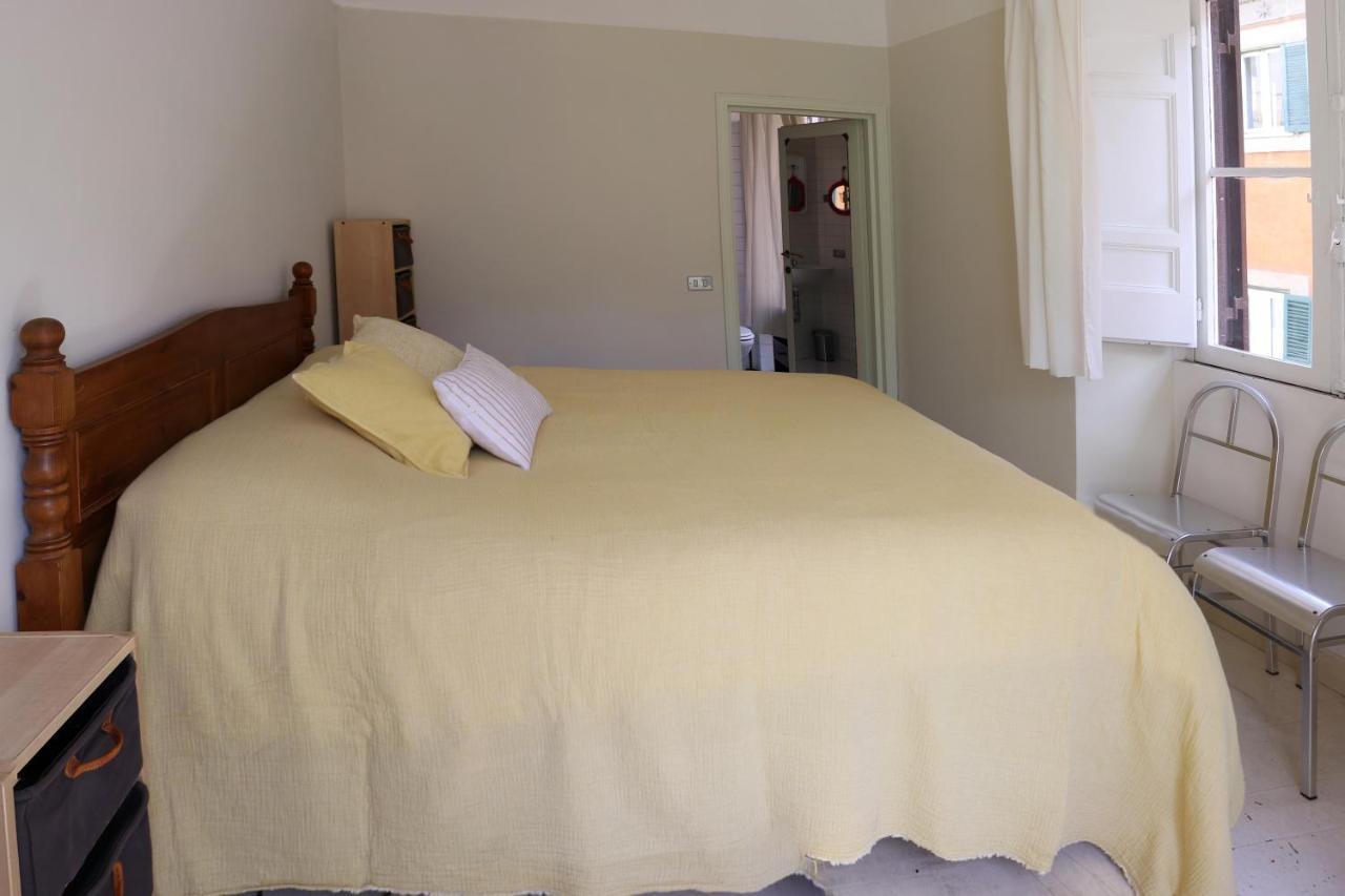 Authentic Monti 5 Mins From Colosseum * Roma