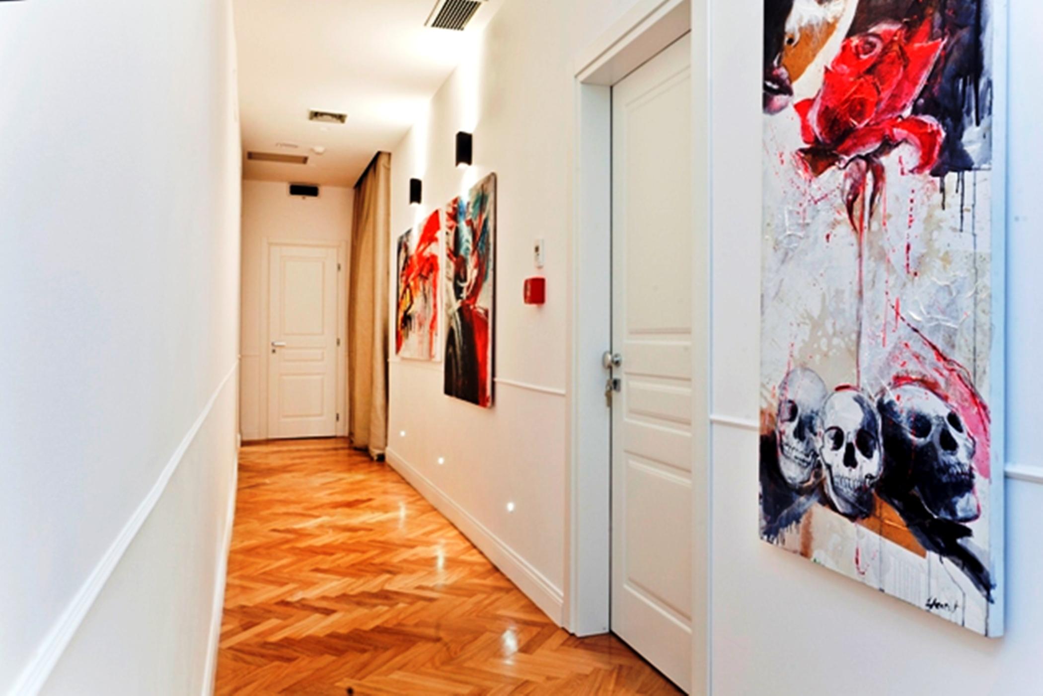 Vanity Navona Hotell 2*