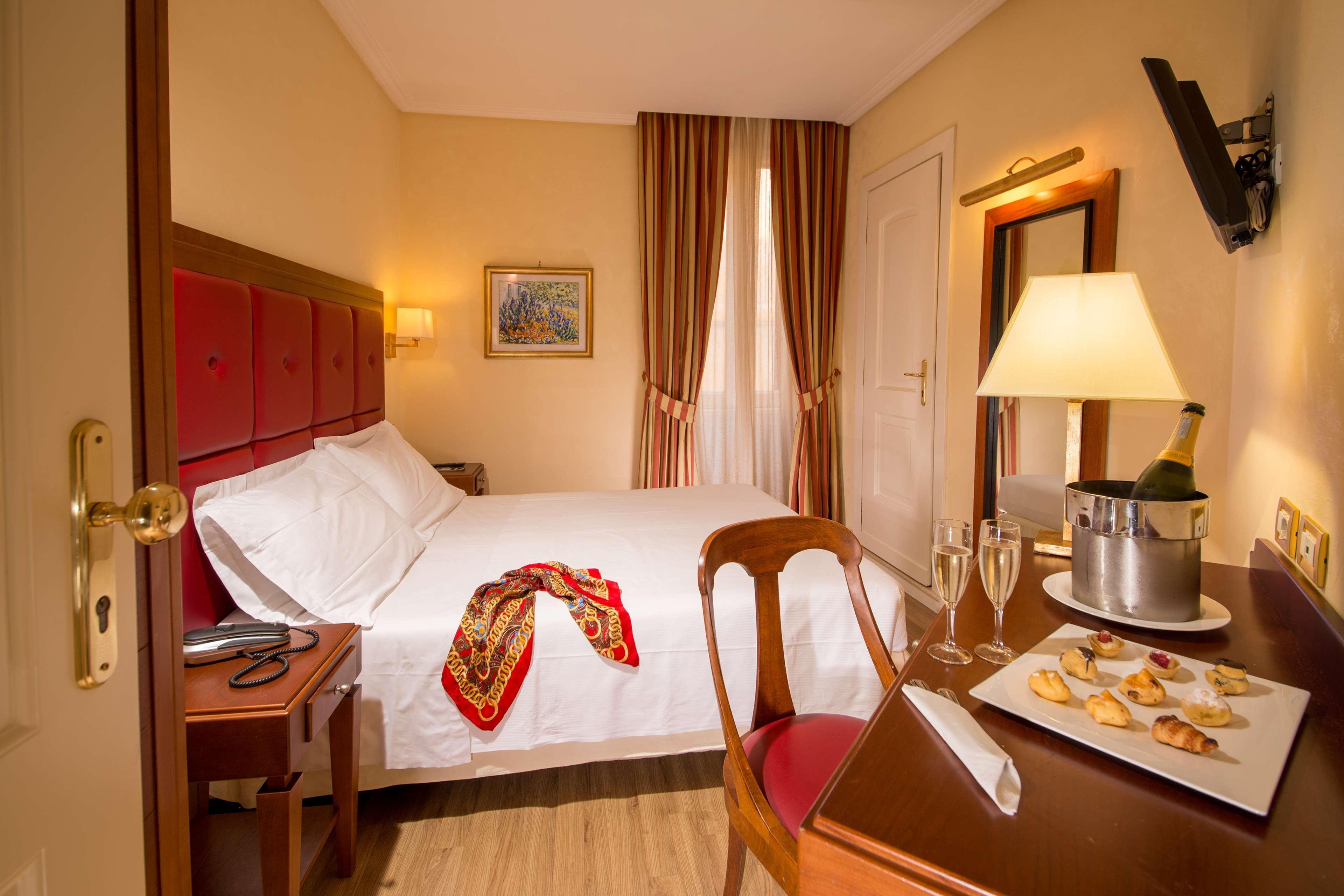 Western Astrid Rome