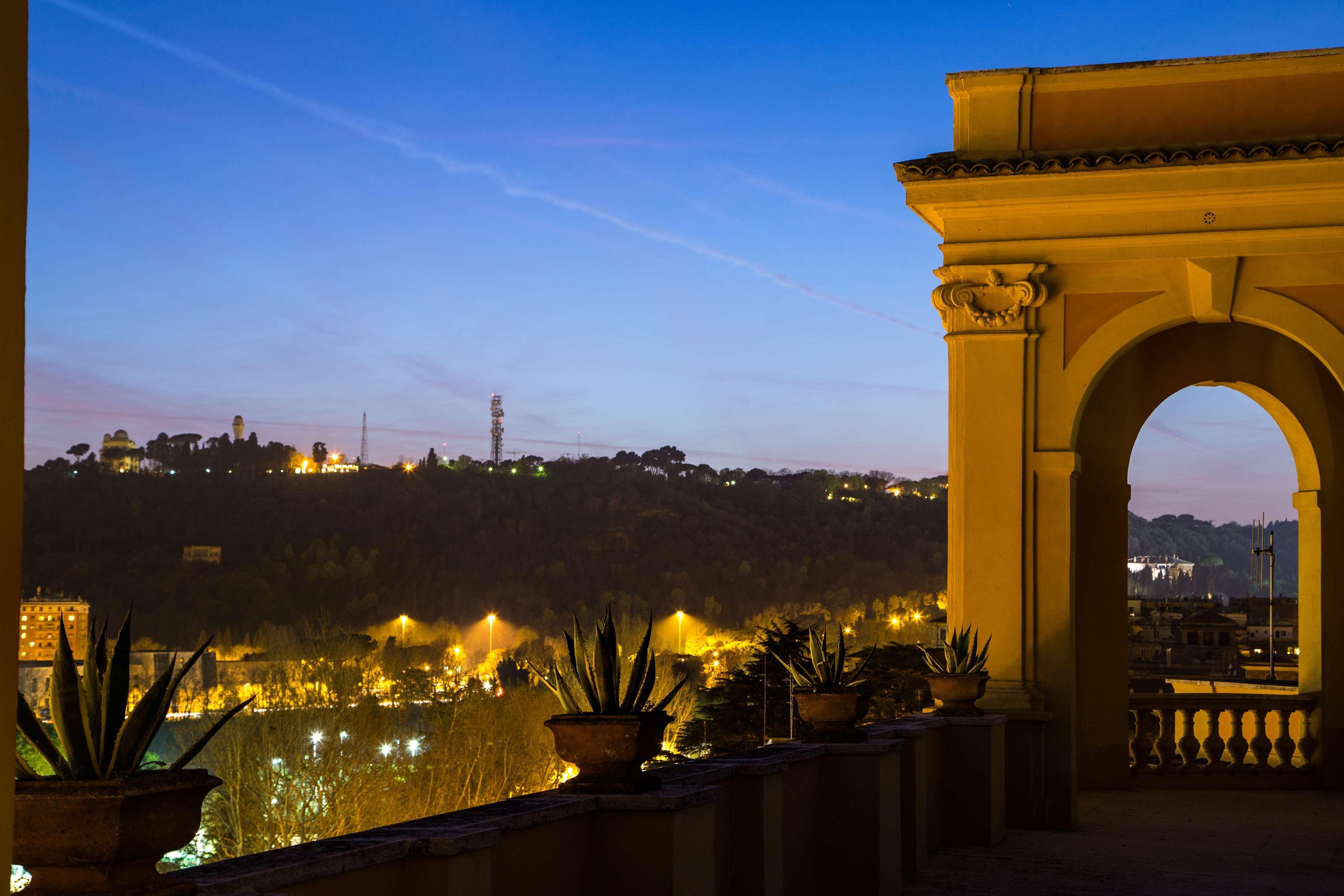 Western Astrid Hotel 3*