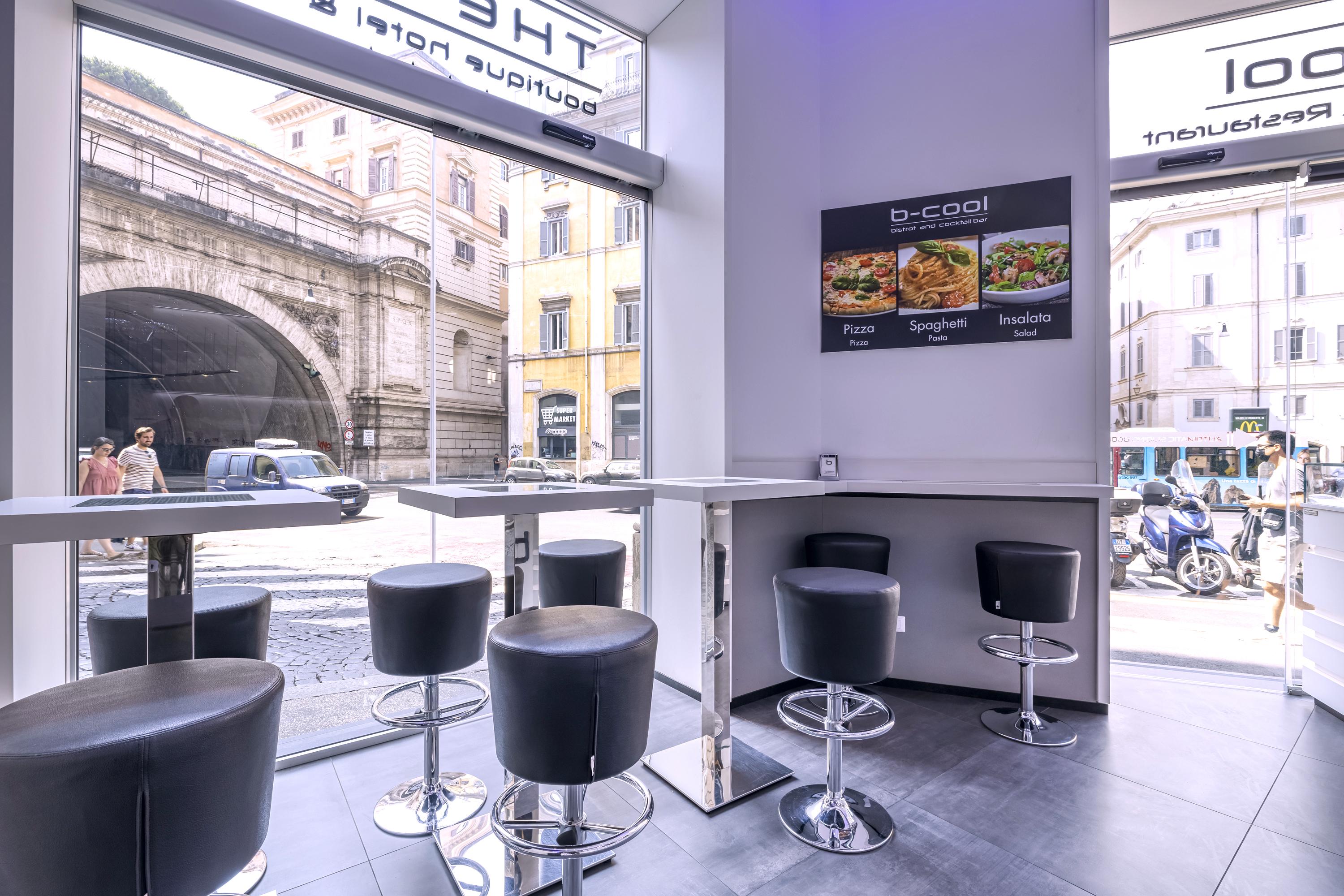 The One Boutique & (adults Only) Hotell