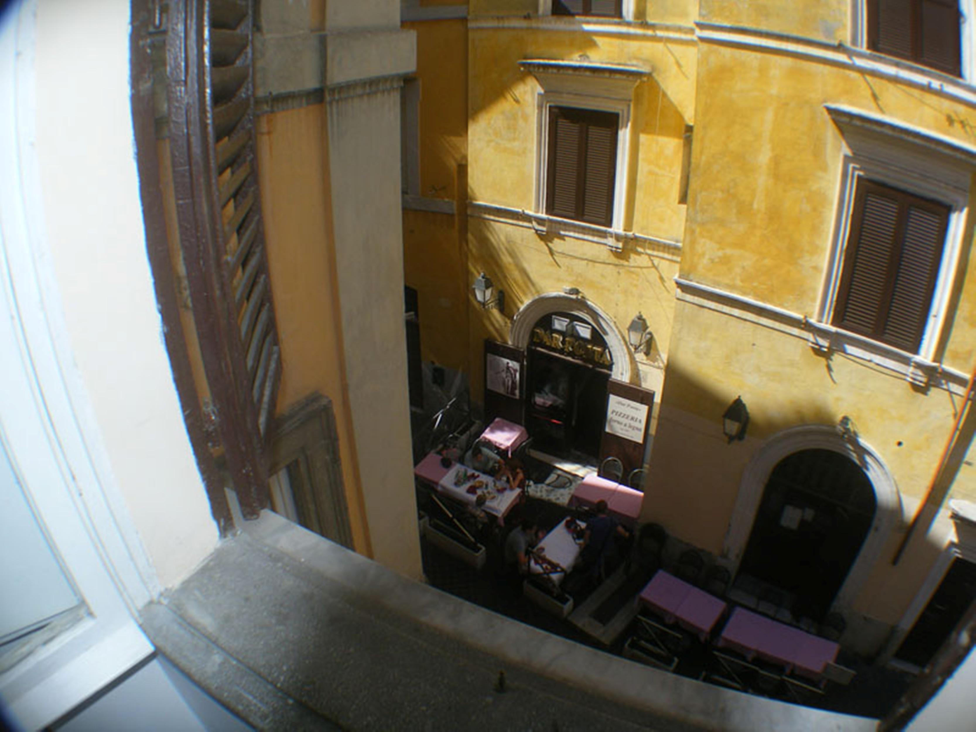 Ventisei Scalini A Trastevere 2*