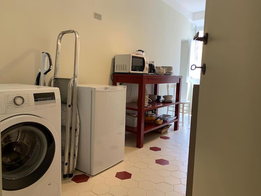 Authentic Monti 5 Mins From Colosseum * Roma