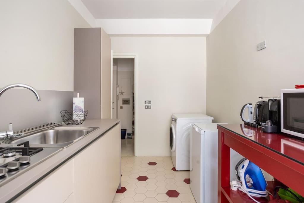Authentic Monti 5 Mins From Colosseum * Roma
