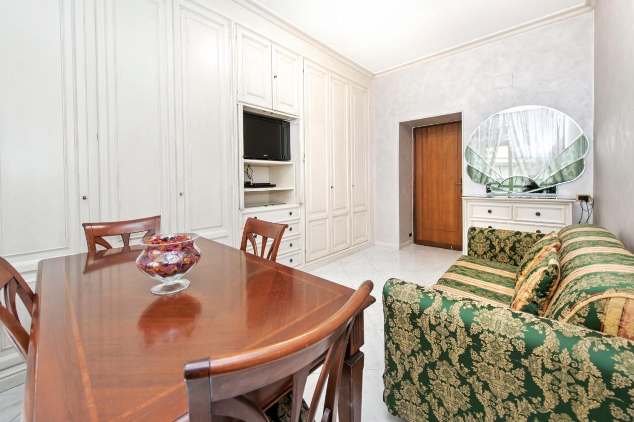 Charming With 3 Bedrooms * Rom