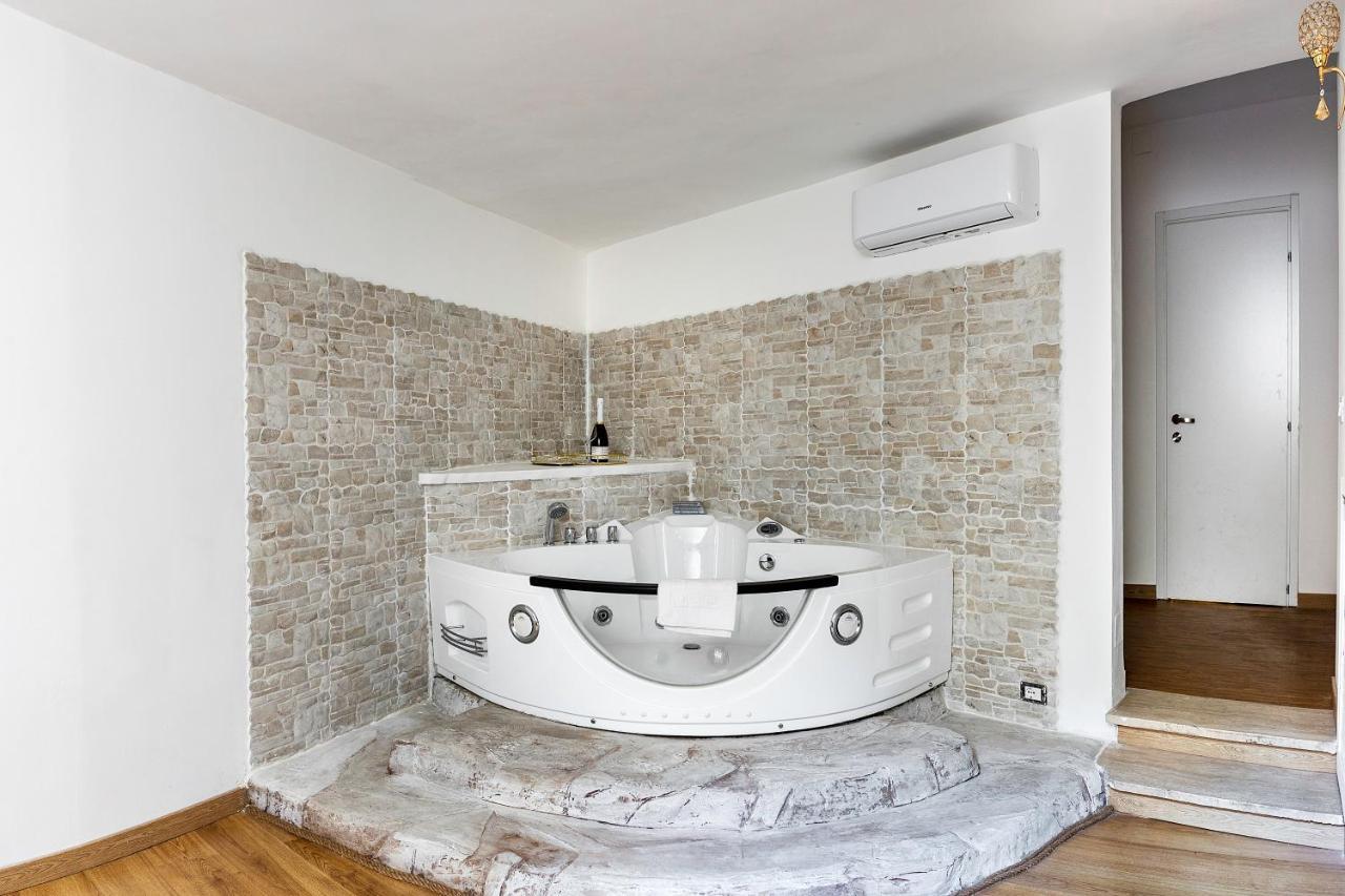 Gasthof Lux Me - Jacuzzi & Suites Trastevere Rom