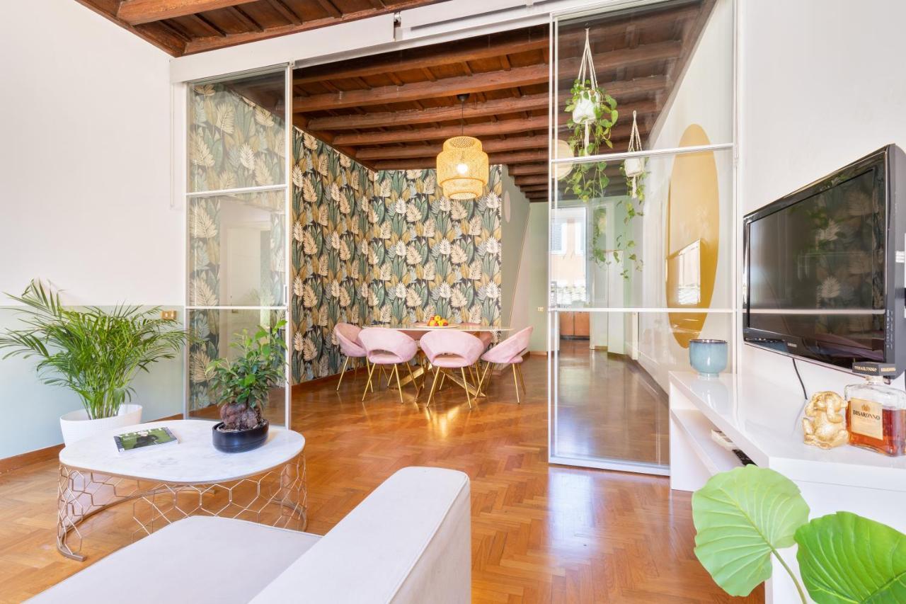 Cercle - Historic Spot In The Hearth Of Appartamento