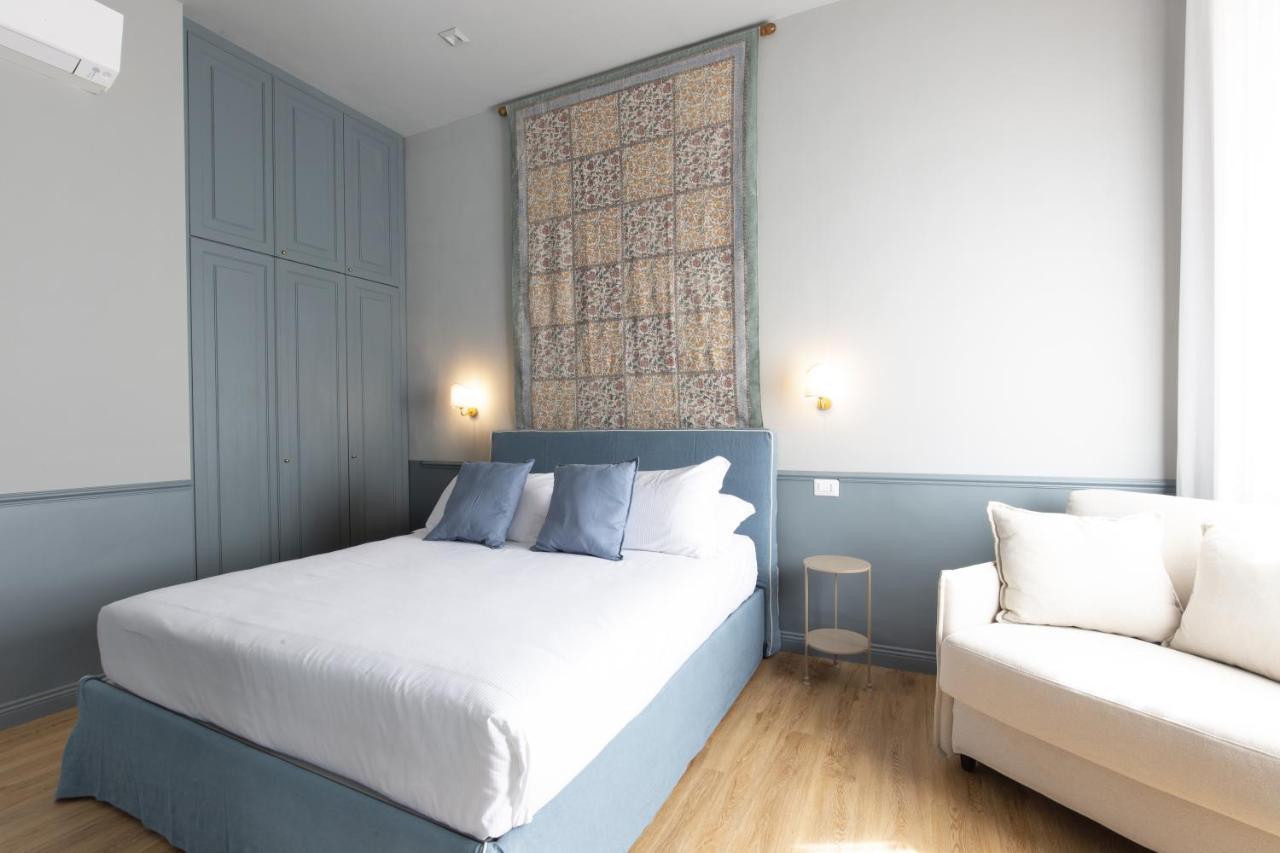 Donna Francesca Hotel *
