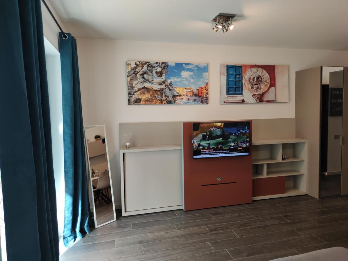 The Rabbit Hole Apartment *