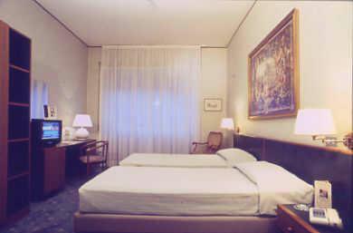 Carlo Magno Hotell 3*