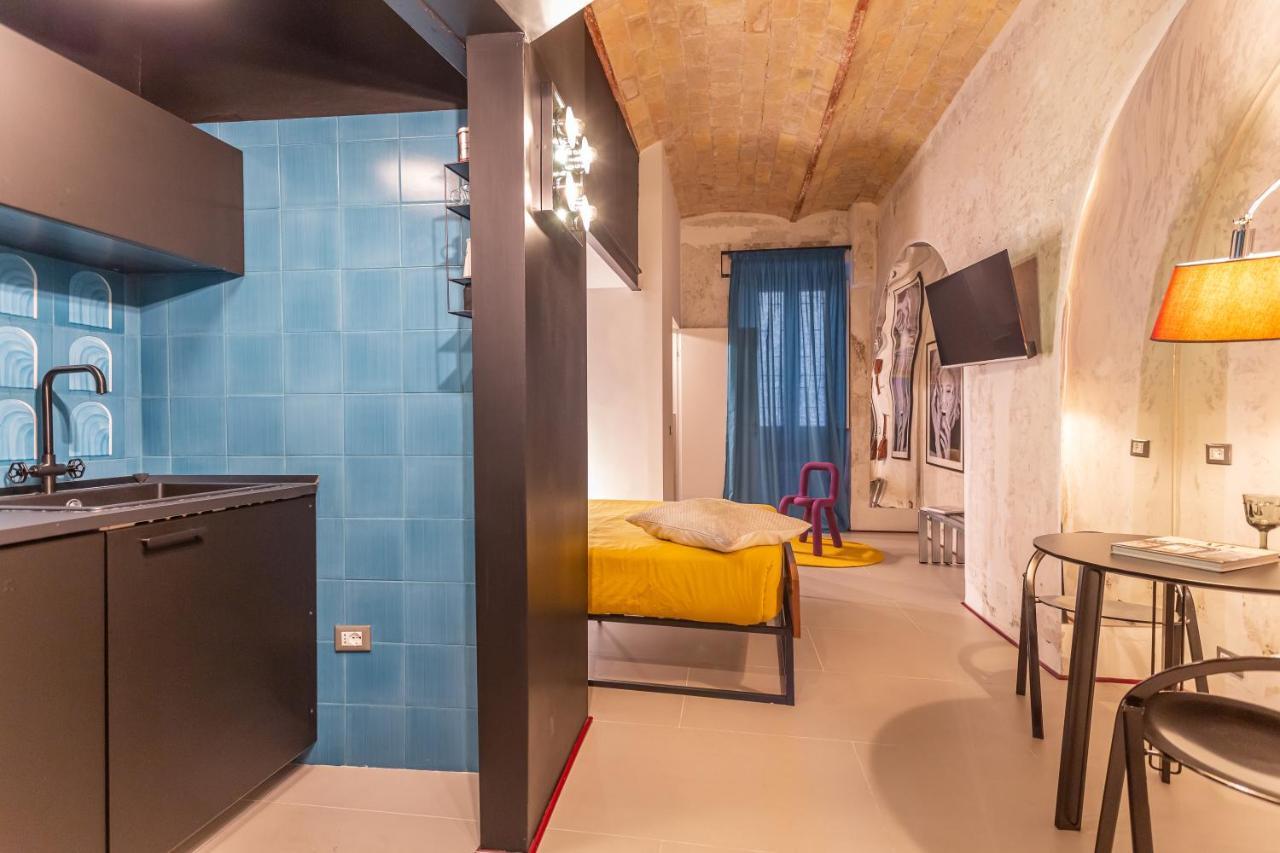 Ruins_design Loft 150 Mt From Colosseum