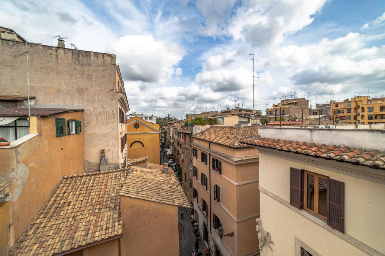 Tiberina Rooftop Trastevere Apartamento *