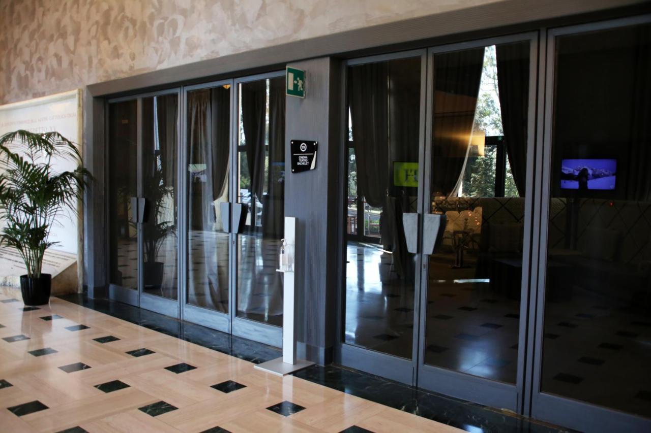 Th - Carpegna Palace Hotell Roma