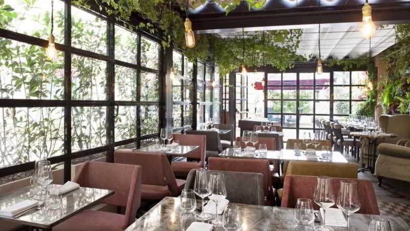 The Corner Hotel 4*