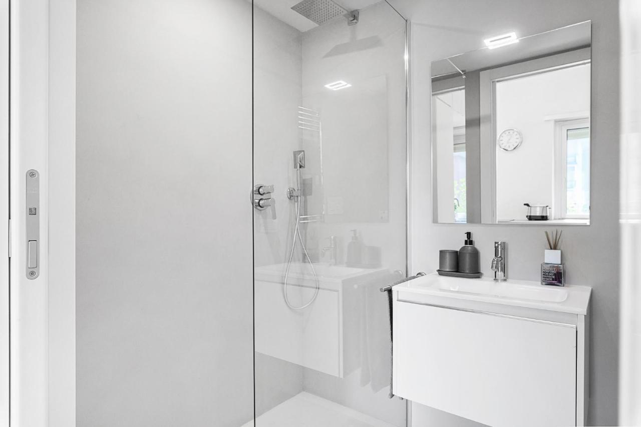 Modern & Cozy With Balcony Apartamento Roma