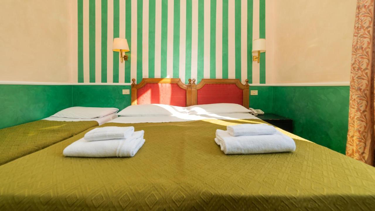Hotell Center 3 3*