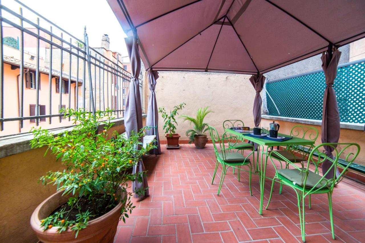 Spacious With Sunny Terrace Near Vatican Apartment Rom