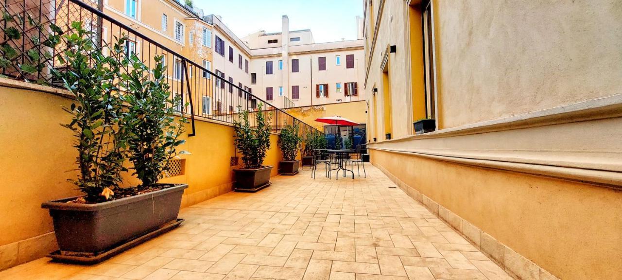 Tribvni Plebis Apartamento