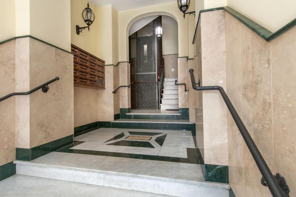 Domus Patrizia Romana 6 Persone Apartamento Roma