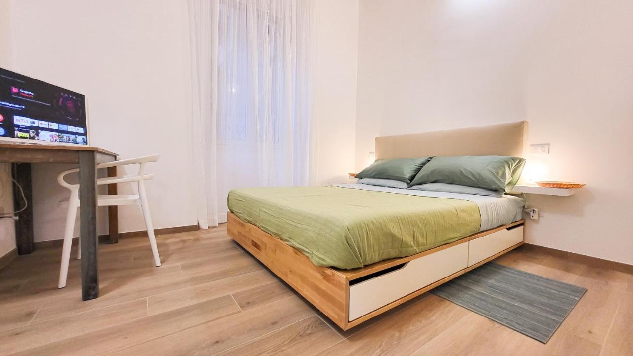 Casa Volsci, 2 2 Bagni, Centro Apartment *