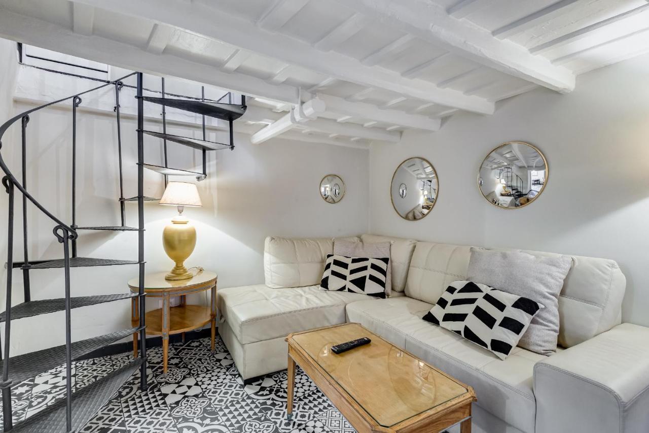Apartamento Vivilo Collection - Spanish Steps Macelli With Private Terrace