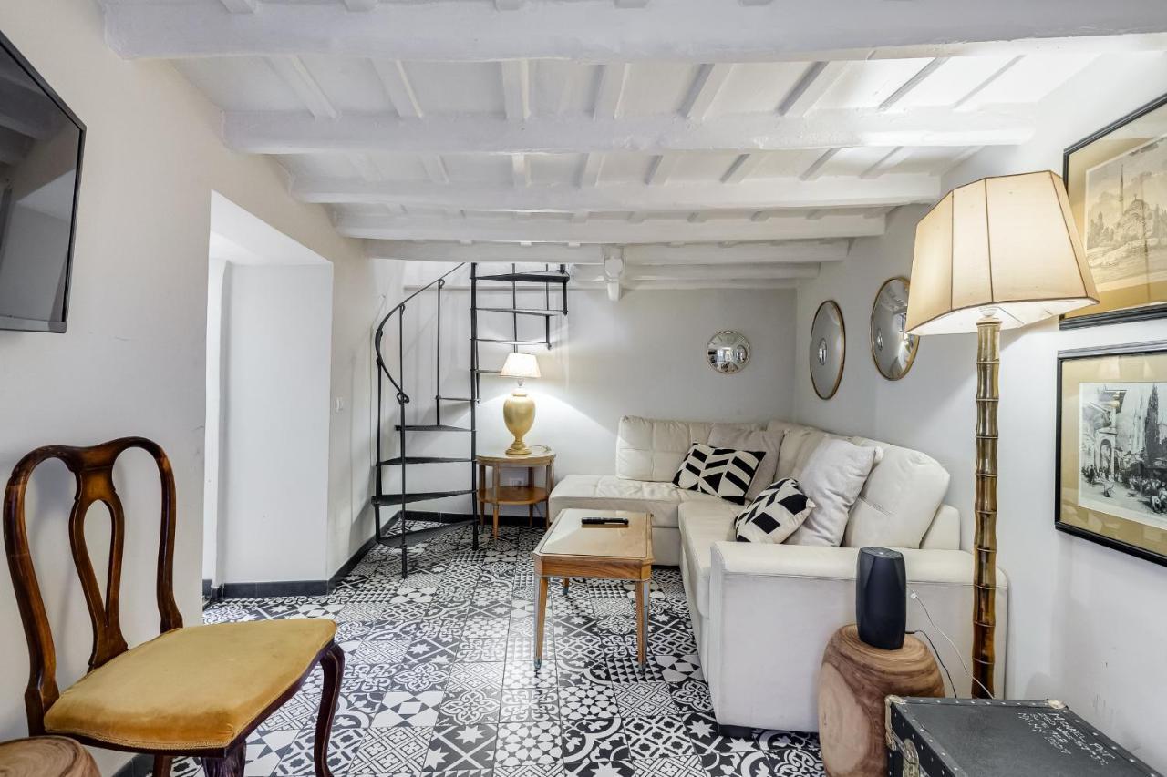 Apartamento Vivilo Collection - Spanish Steps Macelli With Private Terrace