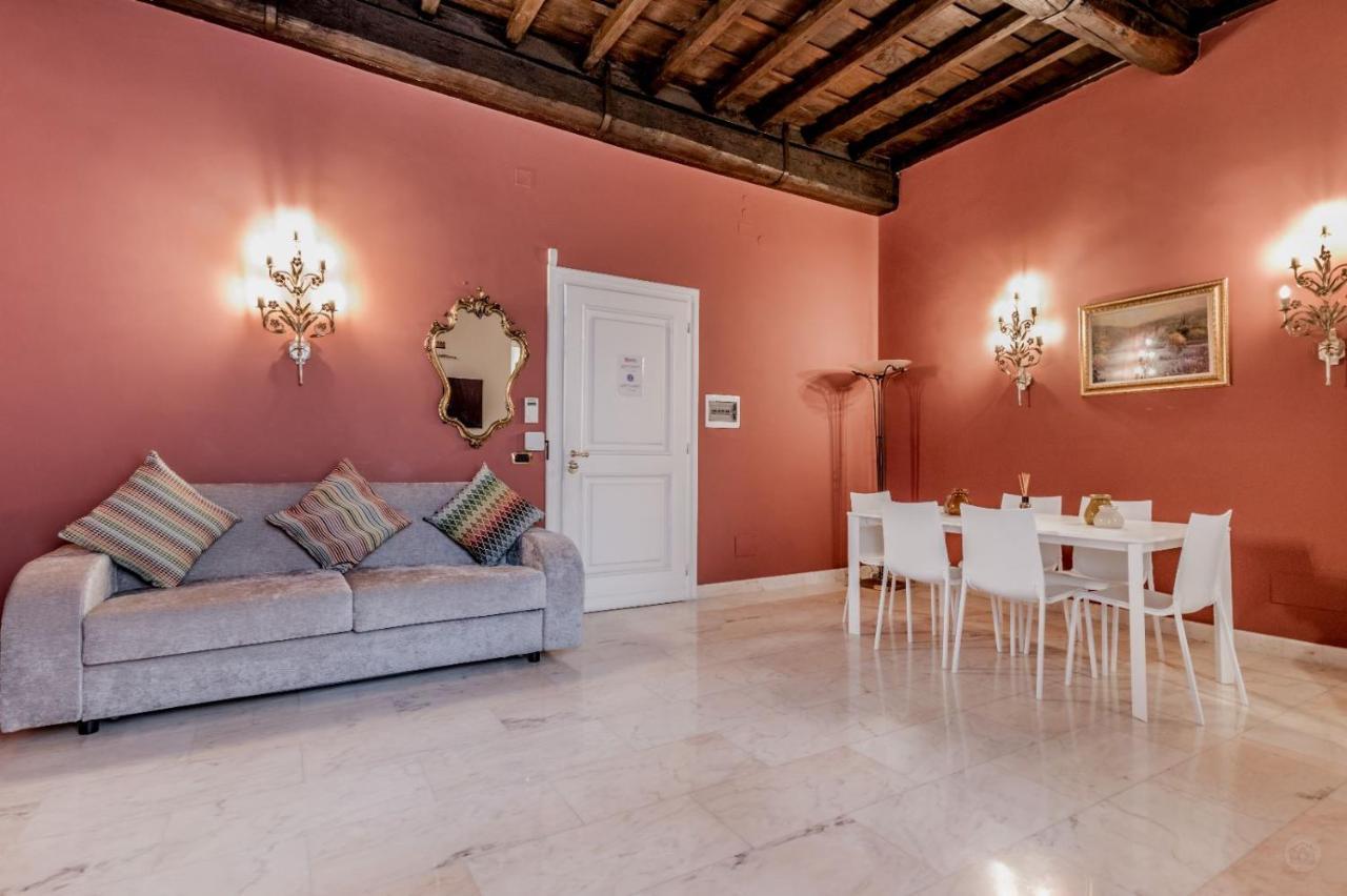 - Pietra Apartamento Roma