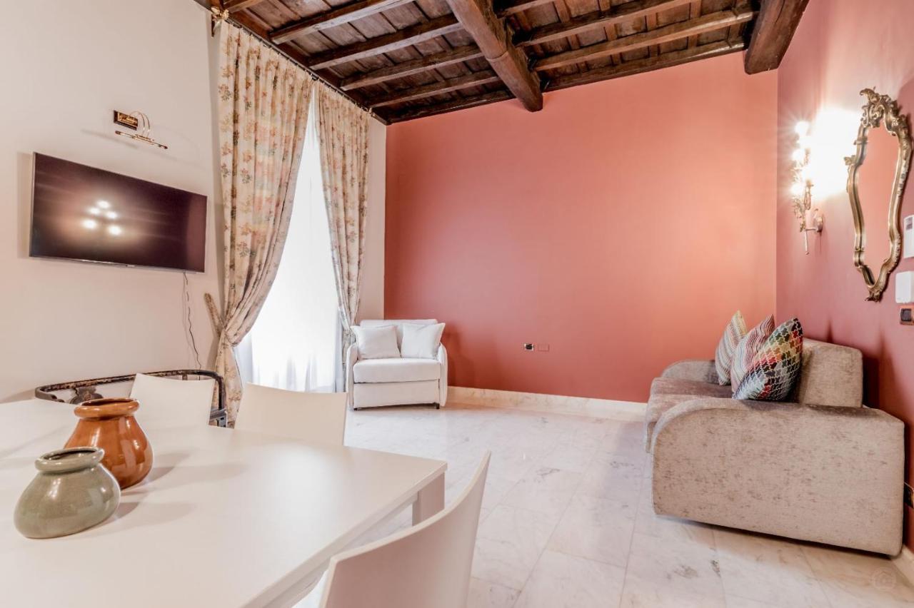 - Pietra Apartamento Roma