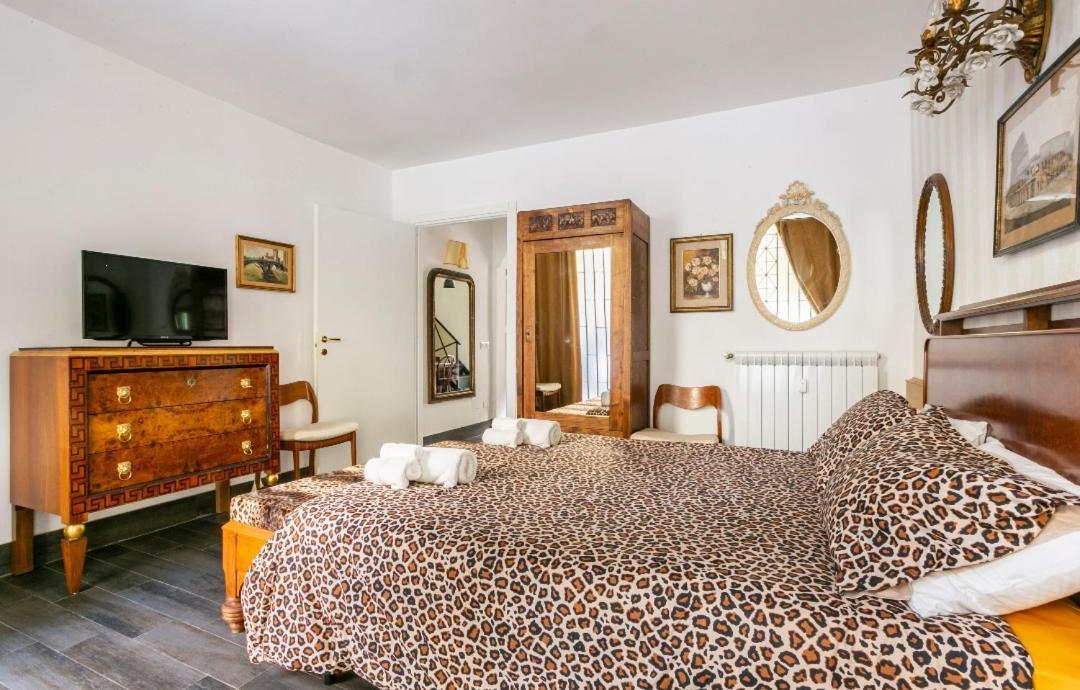 Ave Cesare Appartamento Roma