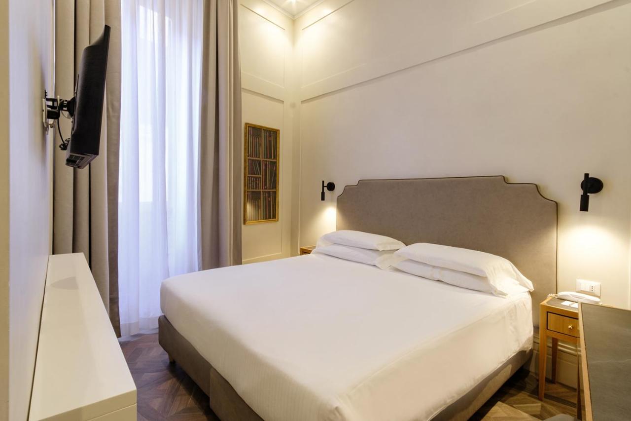 Smeraldo Hotell 3*