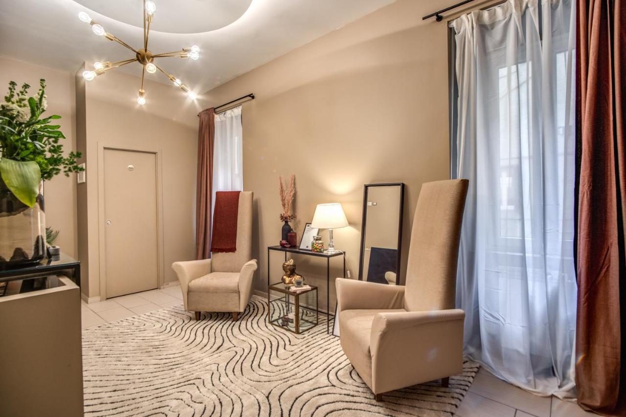 Borgognona 2* Roma