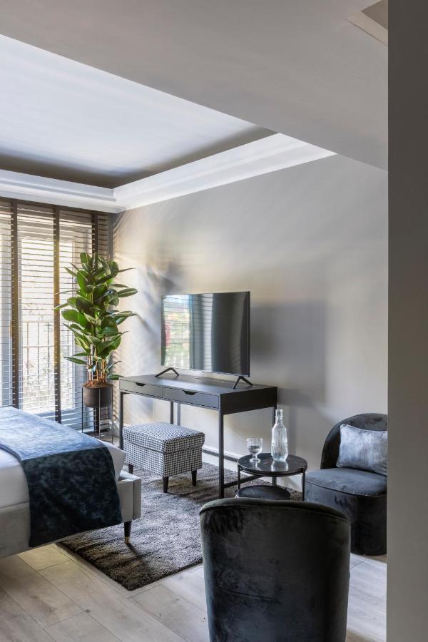 Naman Hotellerie - Spagna Gjestgiverier *