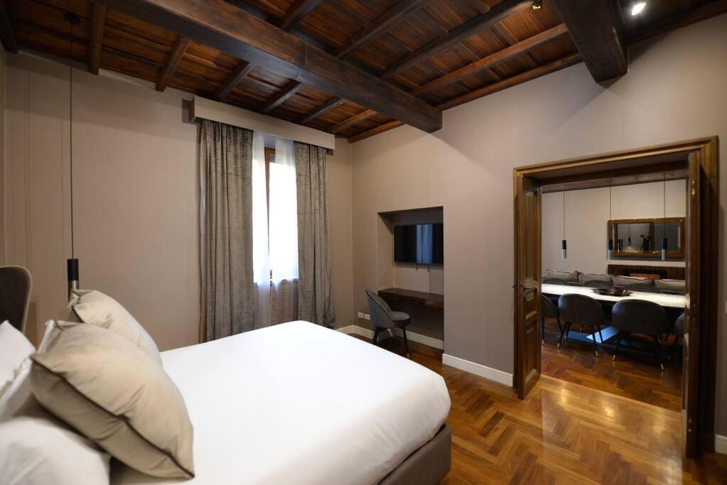 The Frattina - Luxury Serviced * Roma
